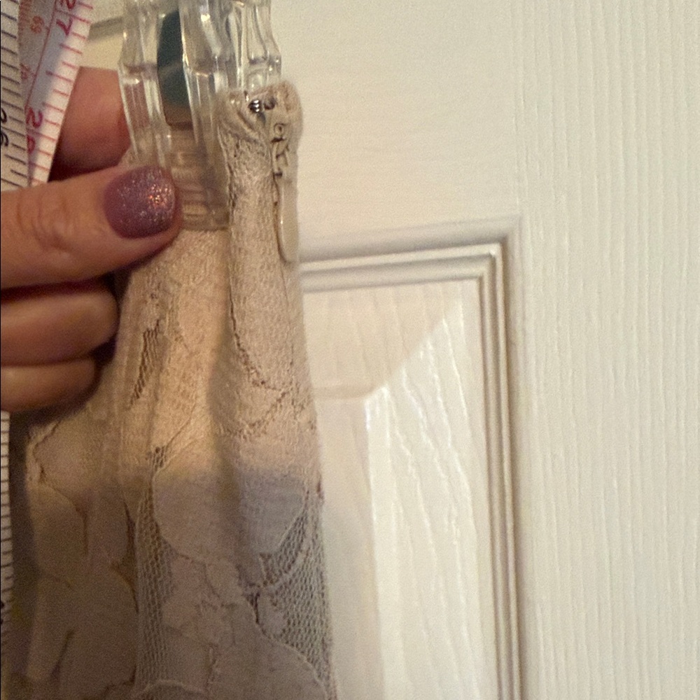 New York & Company Floral Lace A-Line Skirt - Cream - Picture 5 of 7